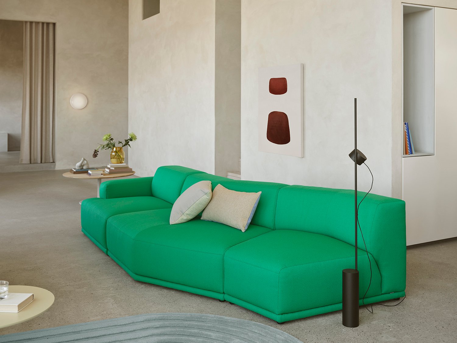 /cdn-cgi/image/width=1500,quality=85,format=auto/globalassets/content-media/images/01.-lifestyle-images/september-25/connect-soft-j-k-a-vidar-932-post-floor-mingle-soft-coffee-relevo-low-res.jpg