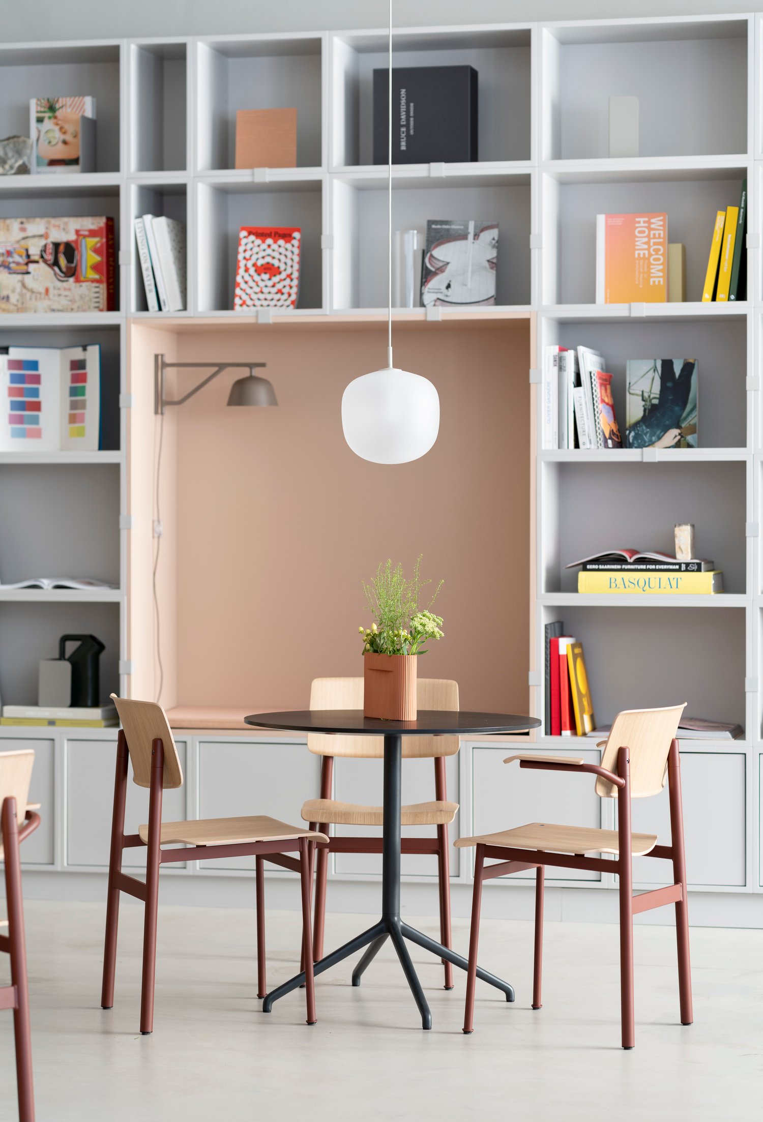 /cdn-cgi/image/width=1500,quality=85,format=auto/globalassets/content-media/images/about/copenhagen-hq-showroom/hq-showroom-may-2021-muuto-hi-res-69.jpg