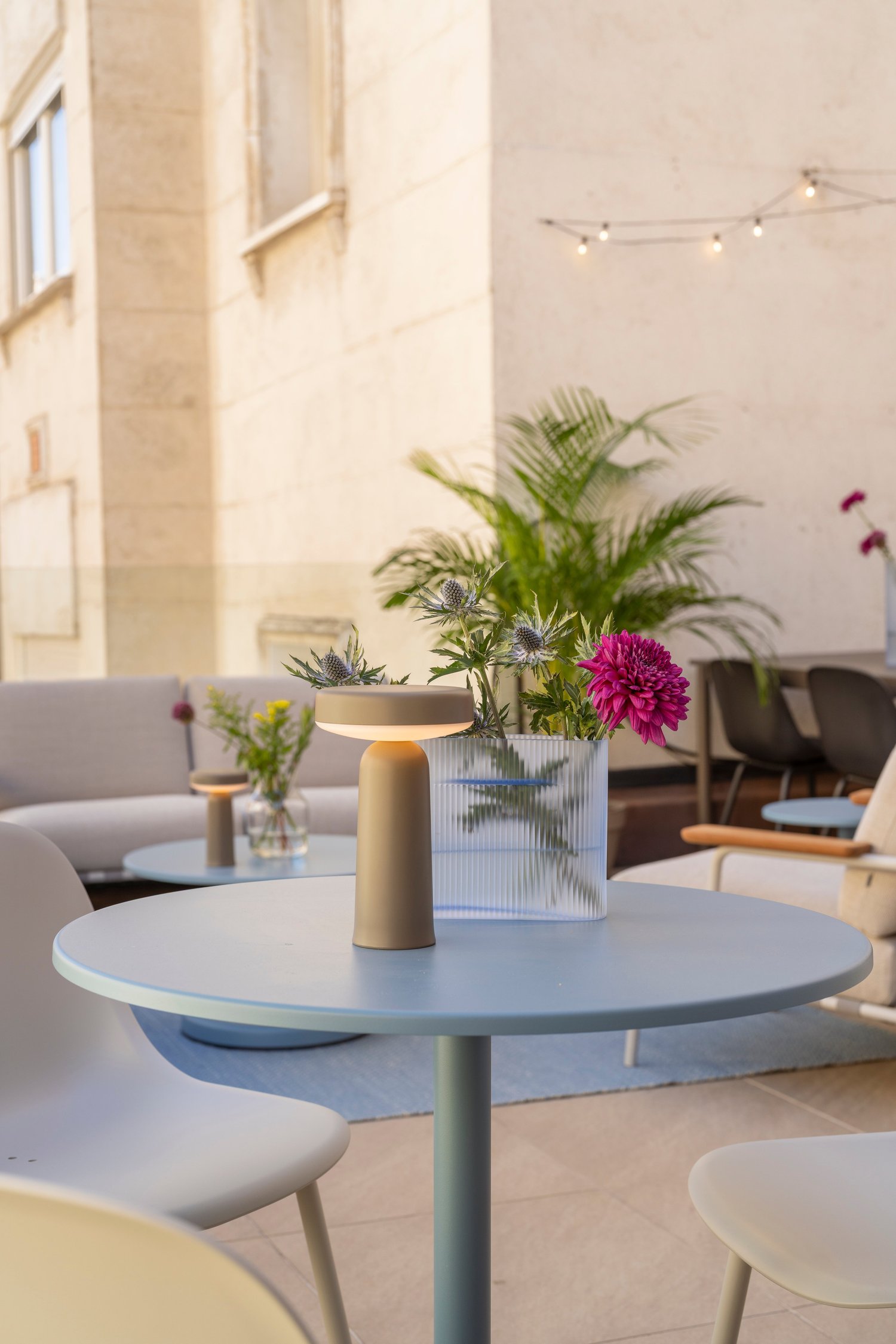 /cdn-cgi/image/width=1500,quality=85,format=auto/globalassets/content-media/images/about/madrid-showroom/madrid-showroom-muuto-med-res-21.jpg