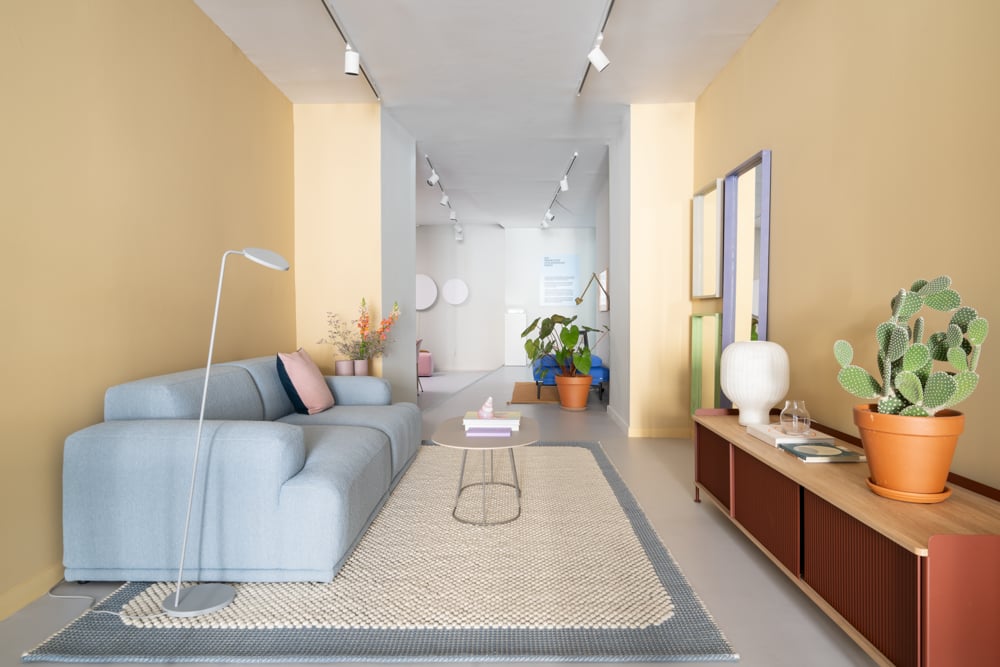 /cdn-cgi/image/width=1500,quality=85,format=auto/globalassets/content-media/images/about/marseille/marseille-showroom-muuto-feb-2024-hi-res-17.png