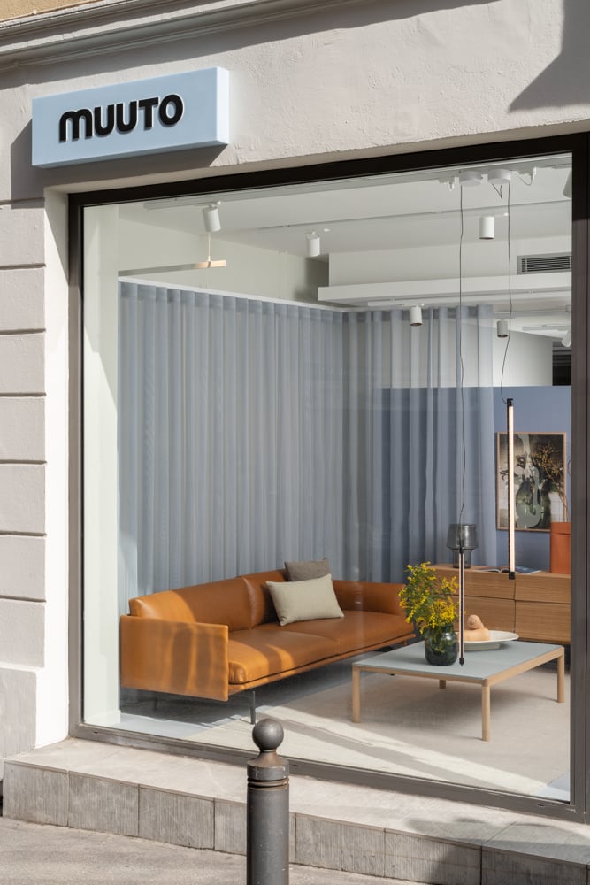 /cdn-cgi/image/width=1500,quality=85,format=auto/globalassets/content-media/images/about/marseille/marseille-showroom-muuto-feb-2024-hi-res-30.png