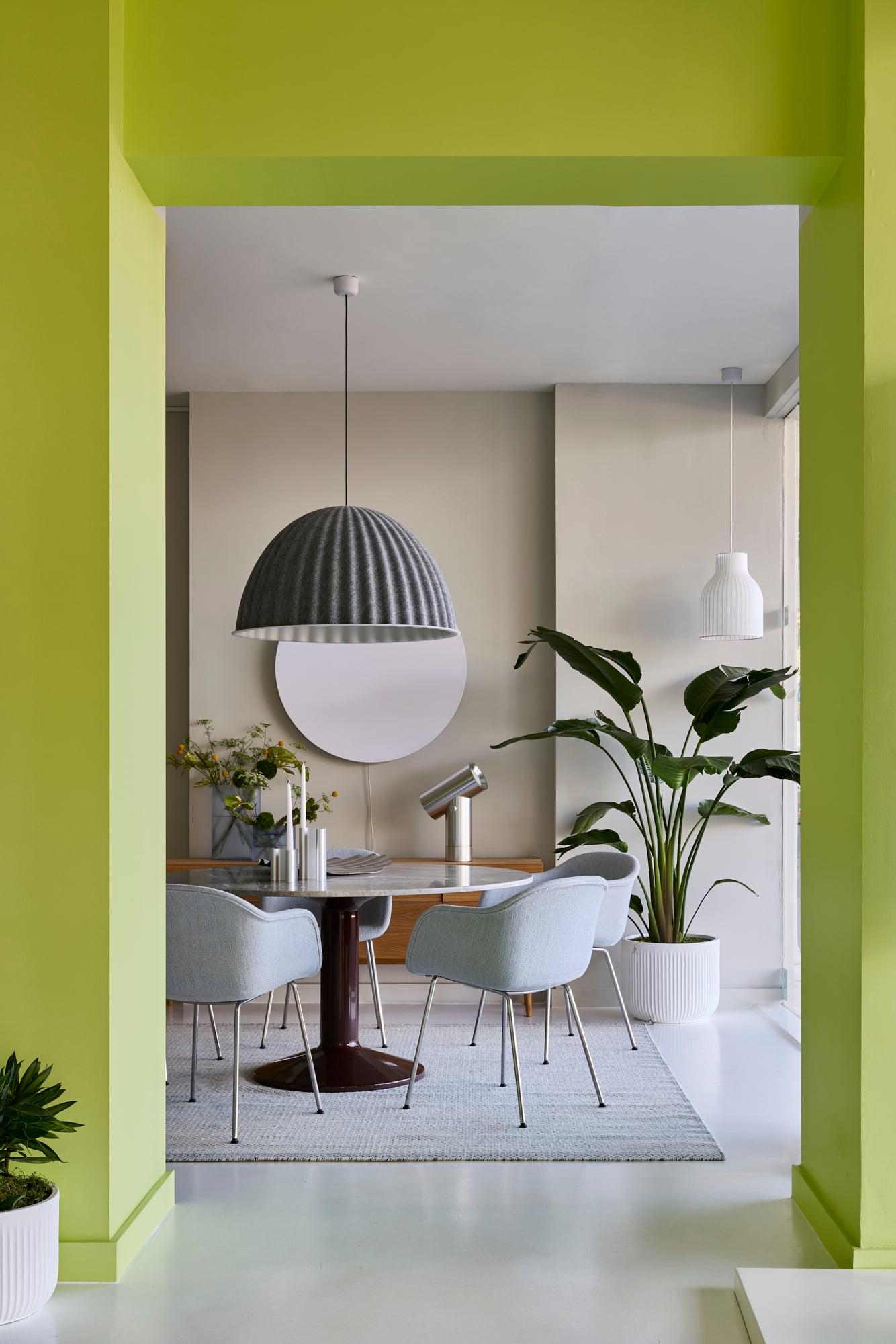 /cdn-cgi/image/width=1500,quality=85,format=auto/globalassets/content-media/images/about/muuto-store-sydney/pv_muuto-x-living-edge---woollahra---0002.jpg