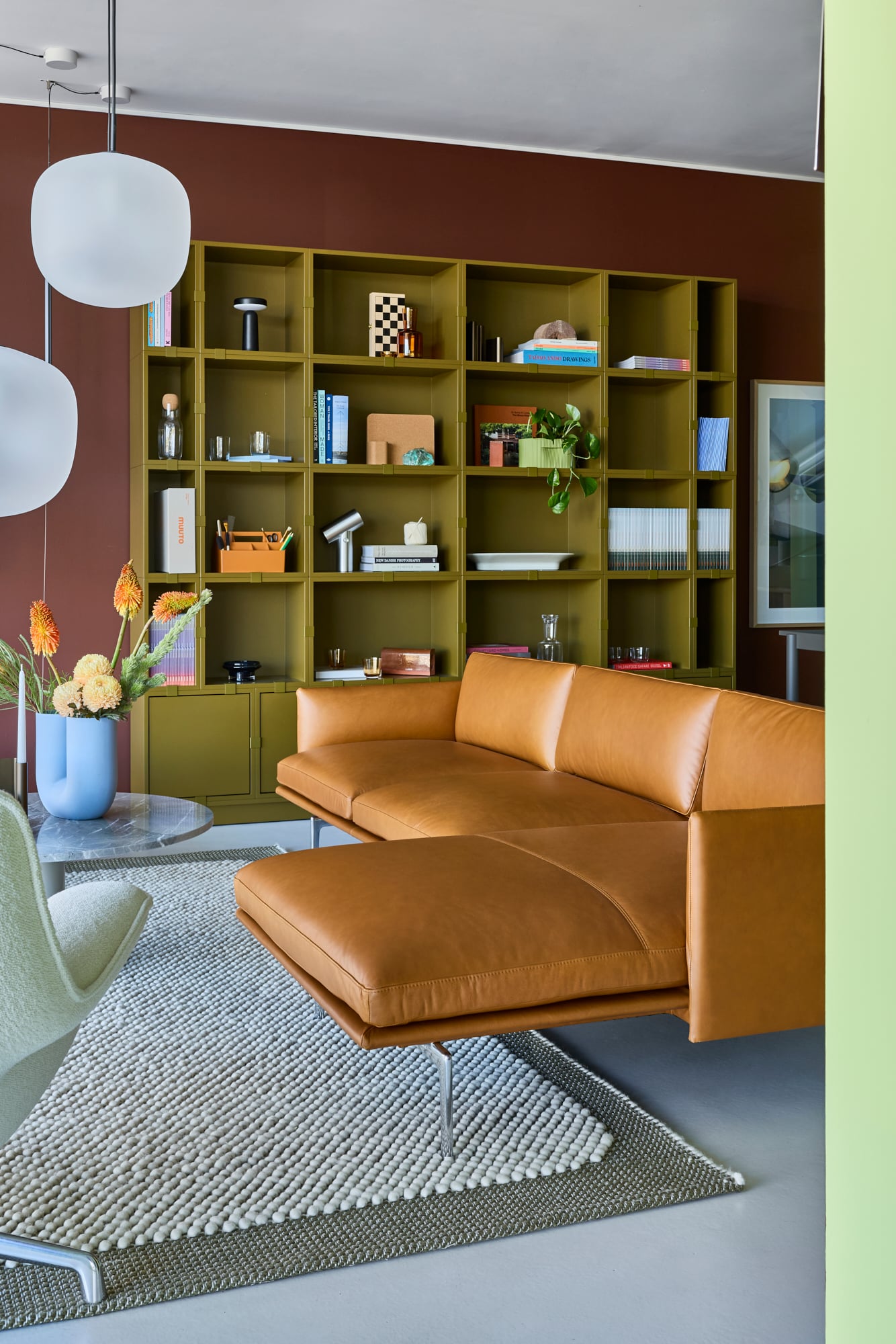 /cdn-cgi/image/width=1500,quality=85,format=auto/globalassets/content-media/images/about/muuto-store-sydney/pv_muuto-x-living-edge---woollahra---0014.jpg