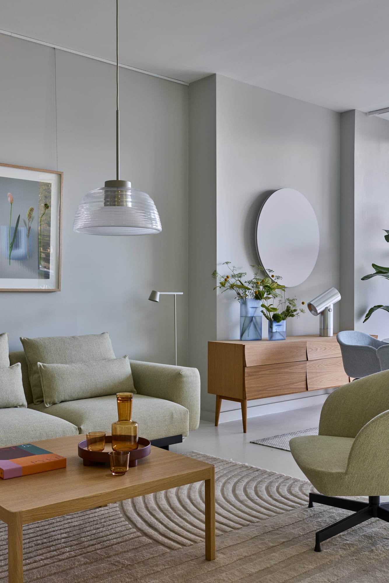 /cdn-cgi/image/width=1500,quality=85,format=auto/globalassets/content-media/images/about/muuto-store-sydney/pv_muuto-x-living-edge---woollahra---0025.jpg