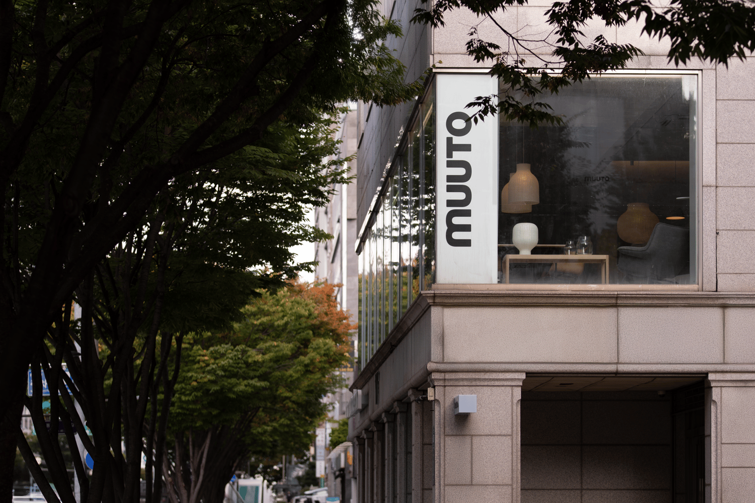 /cdn-cgi/image/width=1500,quality=85,format=auto/globalassets/content-media/images/about/seoul-store/dsc05947---fn-1.png