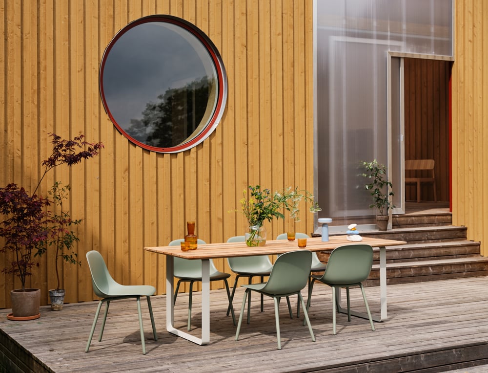 /cdn-cgi/image/width=1500,quality=85,format=auto/globalassets/content-media/images/design-days/outdoor-spaces/70-70-outdoor-table-sapele-mahogany-grey-raise-silent-20-ease-fiber-side-outdoor-dusty-green-muuto-org.png