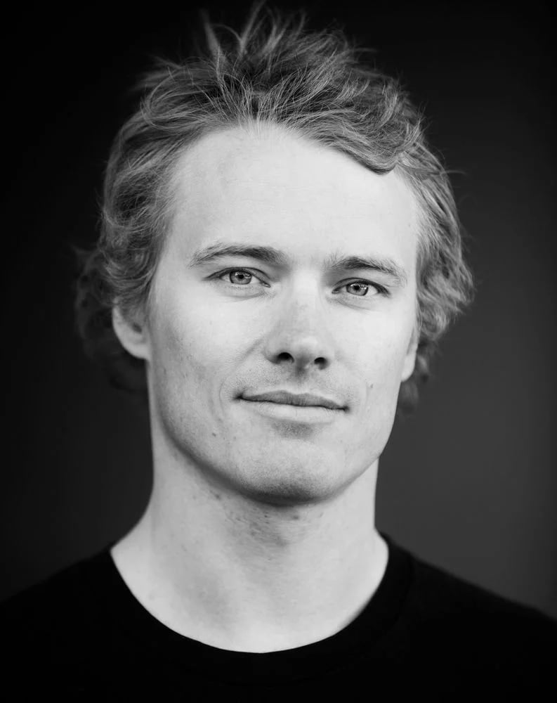 /cdn-cgi/image/width=1500,quality=85,format=auto/globalassets/content-media/images/designer/hallgeir-homstvedt/halgeir-homstvedt-portrait-muuto.jpg