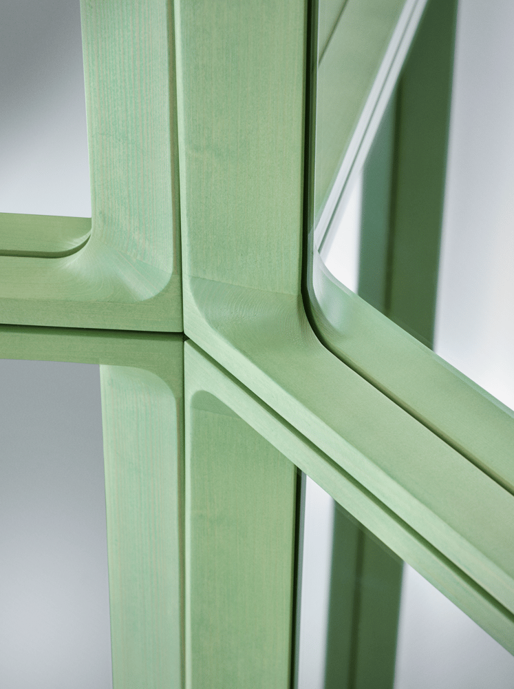 arced-mirror-light-green-concept-muuto0503-hi-res