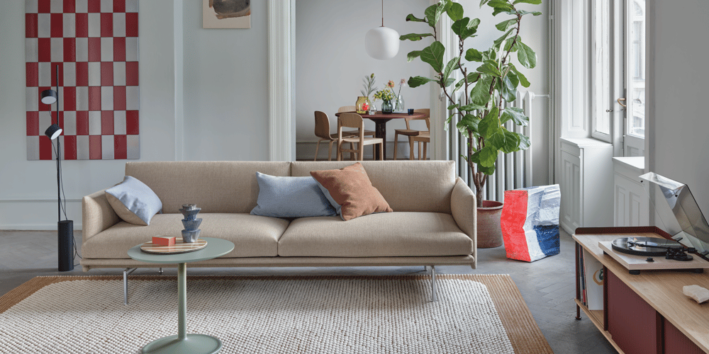 /cdn-cgi/image/width=1500,quality=85,format=auto/globalassets/content-media/images/materials/textiles/outline-3-seater-ecriture-240-alu-pebble-burnt-orange-mingle-soft-48-h48-enfold-deep-red-186x45-h48-midst-dark-red-muuto-org-2x1-product-tiles.png