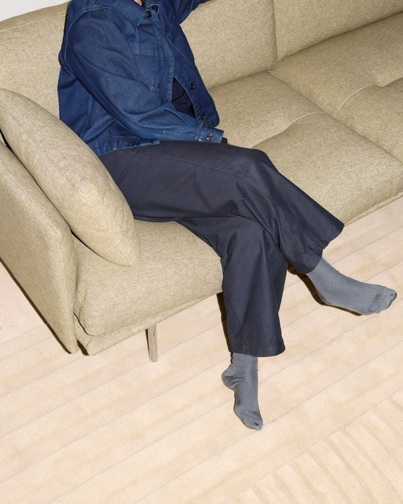 /cdn-cgi/image/width=1500,quality=85,format=auto/globalassets/content-media/images/neuroaesthetics/editorial-outline-soft-3-seater-clay-15-relevo-off-white-low-res.jpg