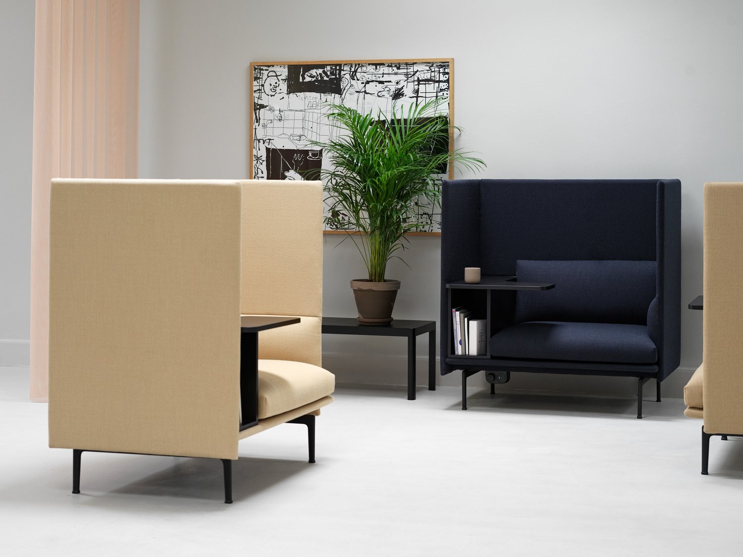 /cdn-cgi/image/width=1500,quality=85,format=auto/globalassets/content-media/images/pdp/twine-cushion/pb_muuto_hq_press_2019_9265.jpg