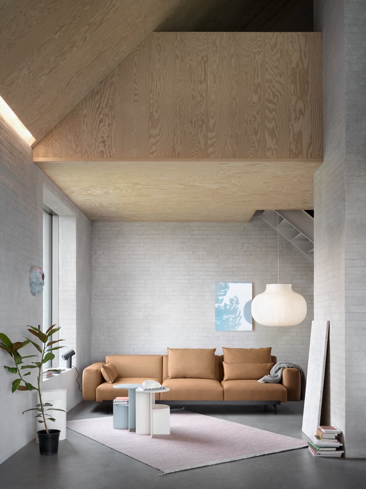 in-situ-3-seater-conf-1-fiord-451-ply-rose-halves-sage-green-beige-strand-muuto-org