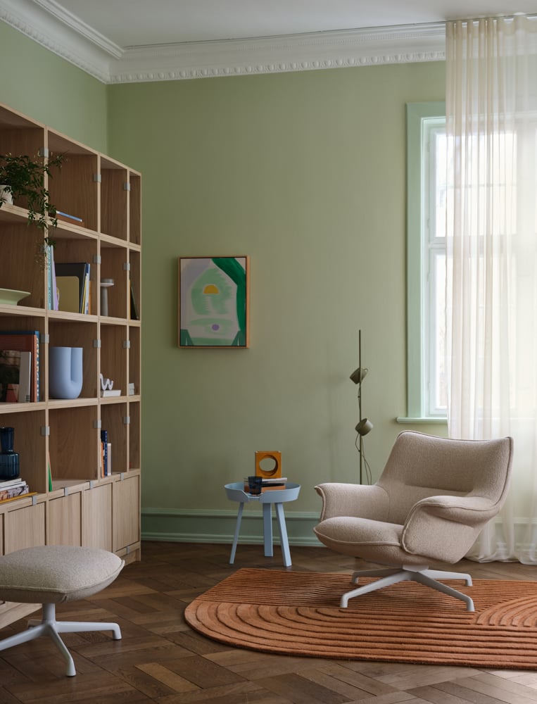 doze-lounge-chair-low-back-ottoman-swivel-hearth-7-grey-stacked-bookcase-1-oak-relevo-burnt-orange-post-brown-green-muuto-org