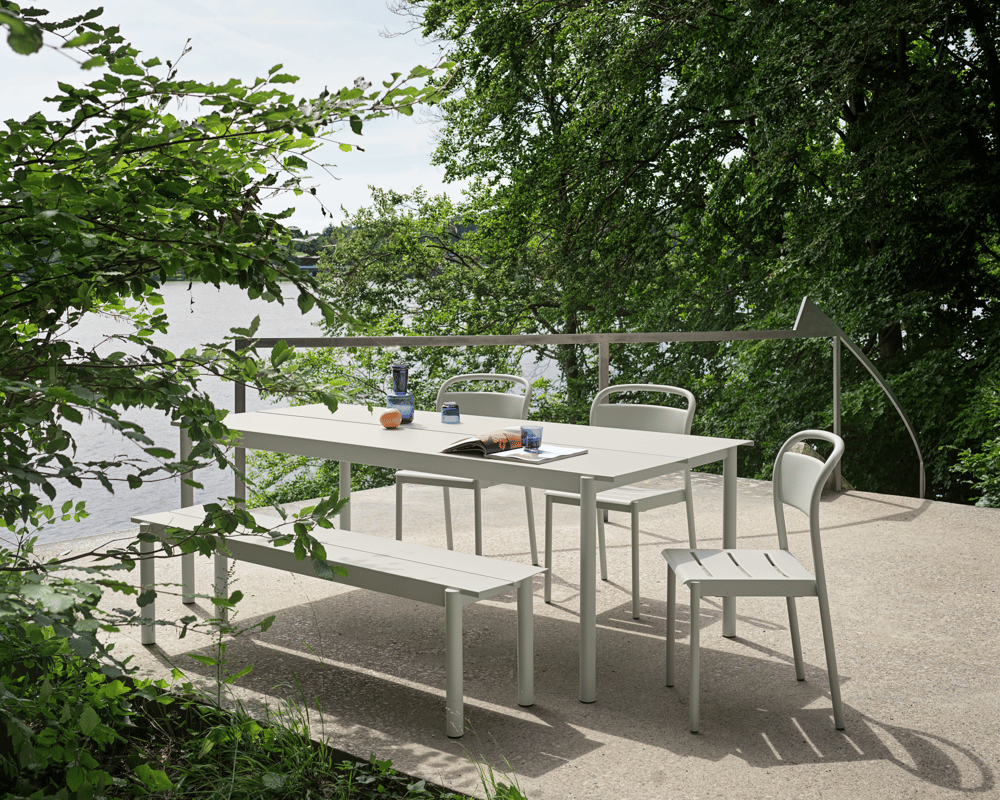 linear-steel-table-220-cm-bench-170-cm-side-chair-grey-raise-carafe-glass-muuto-org