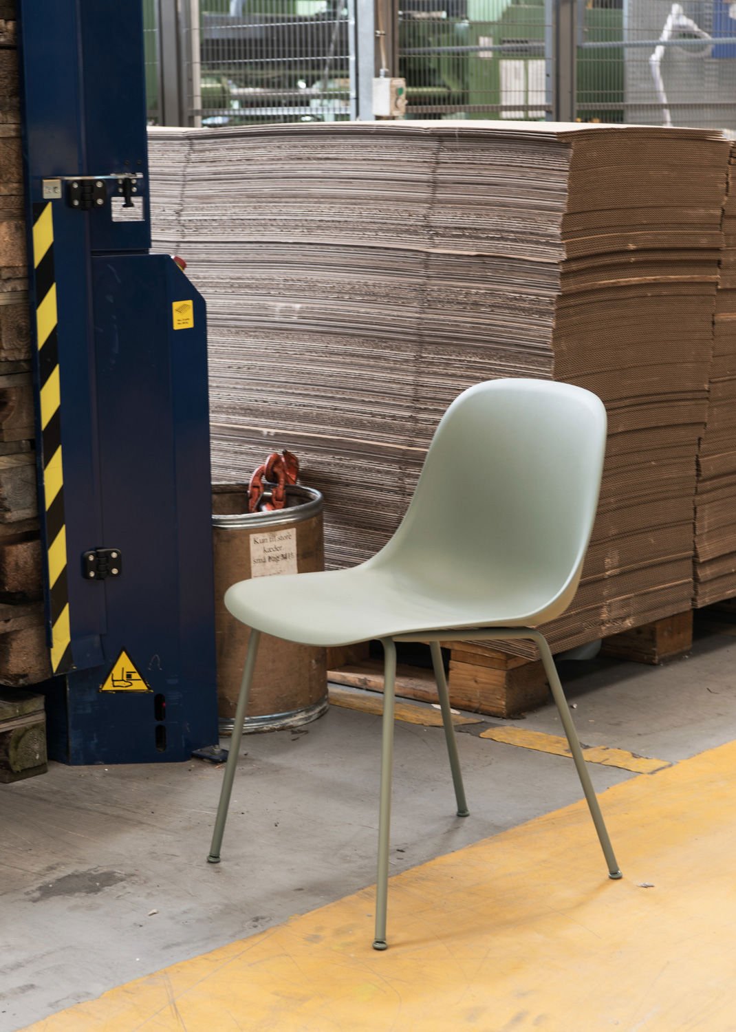 /cdn-cgi/image/width=1500,quality=85,format=auto/globalassets/content-media/images/stories/a-tactile-design-fiber-chair-family/sp-11low-res_optimized.jpg