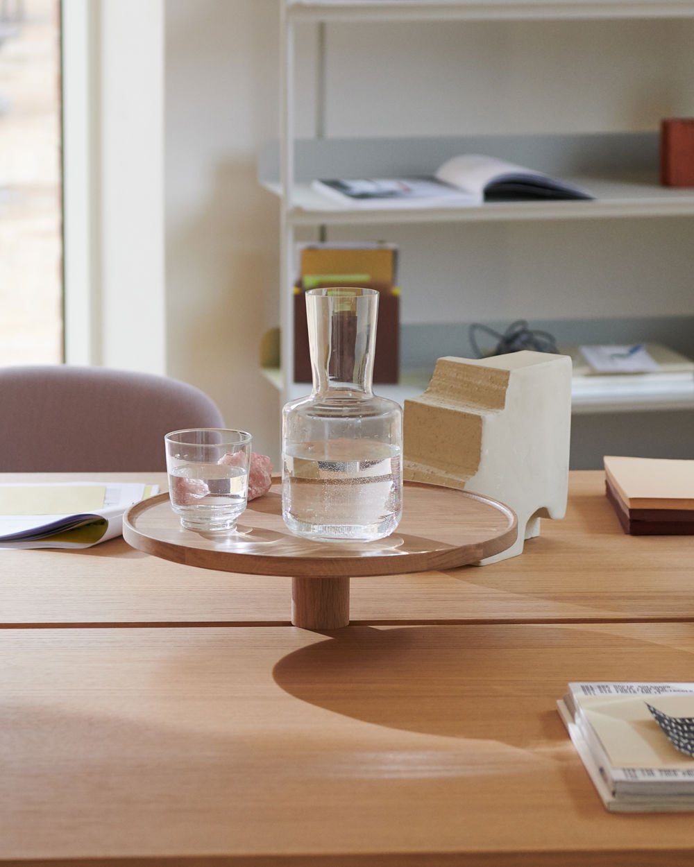 /cdn-cgi/image/width=1500,quality=85,format=auto/globalassets/content-media/images/stories/designing-the-social-workplace/muuto-lifestyle-bln-31.jpg