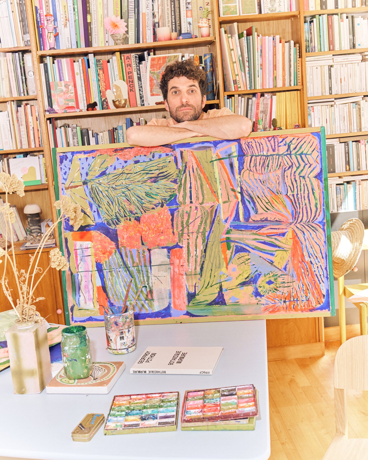 /cdn-cgi/image/width=1500,quality=85,format=auto/globalassets/content-media/images/stories/home-stories/inside-with---geoffroy/geoffroy-x-muuto0286_selection-finale.jpg
