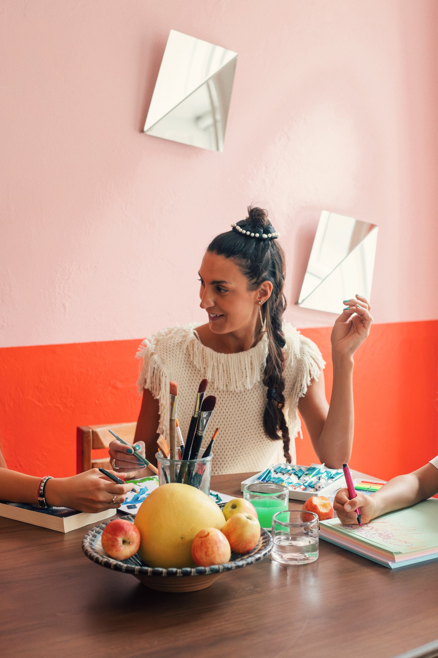 /cdn-cgi/image/width=1500,quality=85,format=auto/globalassets/content-media/images/stories/home-stories/inside-with---veronica/muuto_veronica_017.jpg