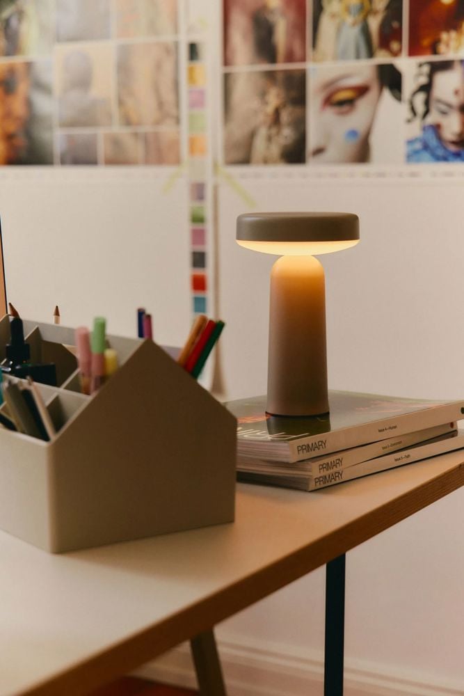 friends-of-friends_muuto_jessica-mcgowan_021