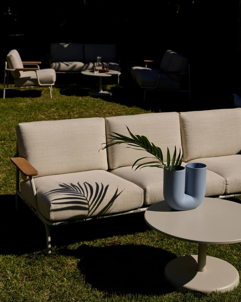 /cdn-cgi/image/width=1500,quality=85,format=auto/globalassets/content-media/images/stories/muuto-at-art-basel-miami-beach/muuto-miami-images-2med-res_optimized.jpg