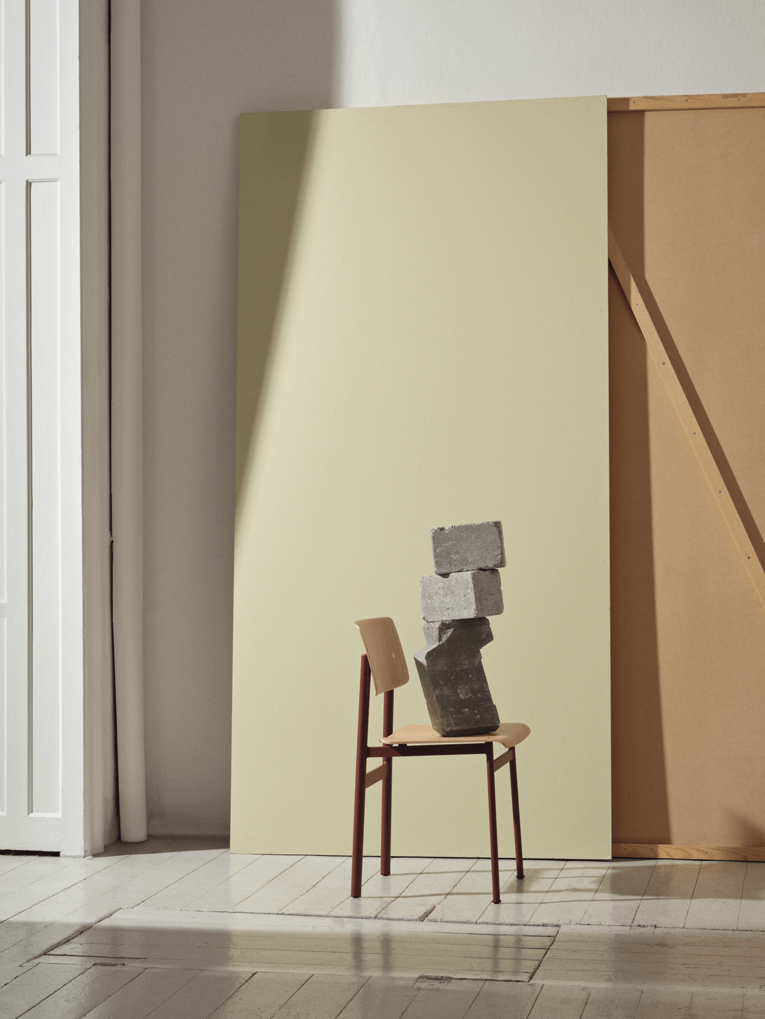 /cdn-cgi/image/width=1500,quality=85,format=auto/globalassets/content-media/images/sustainability/loft-chair-strength-stability-sustainability-muuto.png