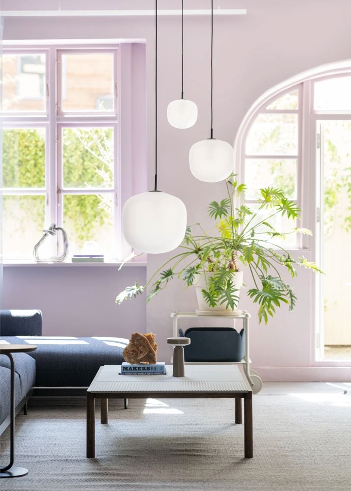 /cdn-cgi/image/width=1500,quality=85,format=auto/globalassets/content-media/lighting-guide/light-up-the-interior/flagship-store-cph-june-2023-lo-res-22.jpg