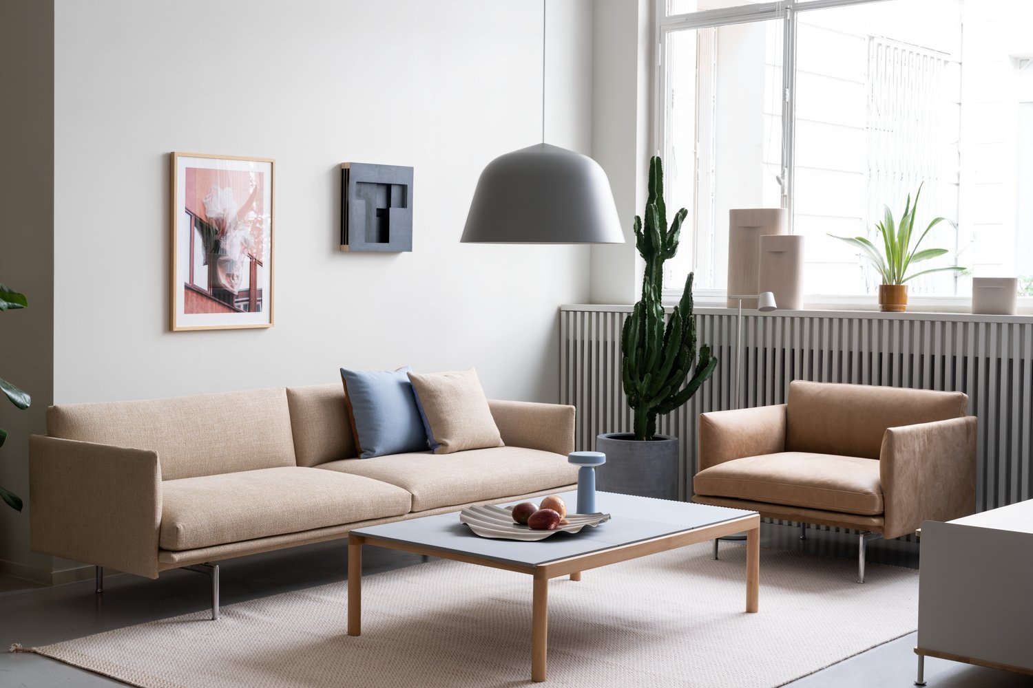 /cdn-cgi/image/width=1500,quality=85,format=auto/globalassets/content-media/lighting-guide/pendant-lamps/paris-flagship-store-sep-2023-hi-res-15.png