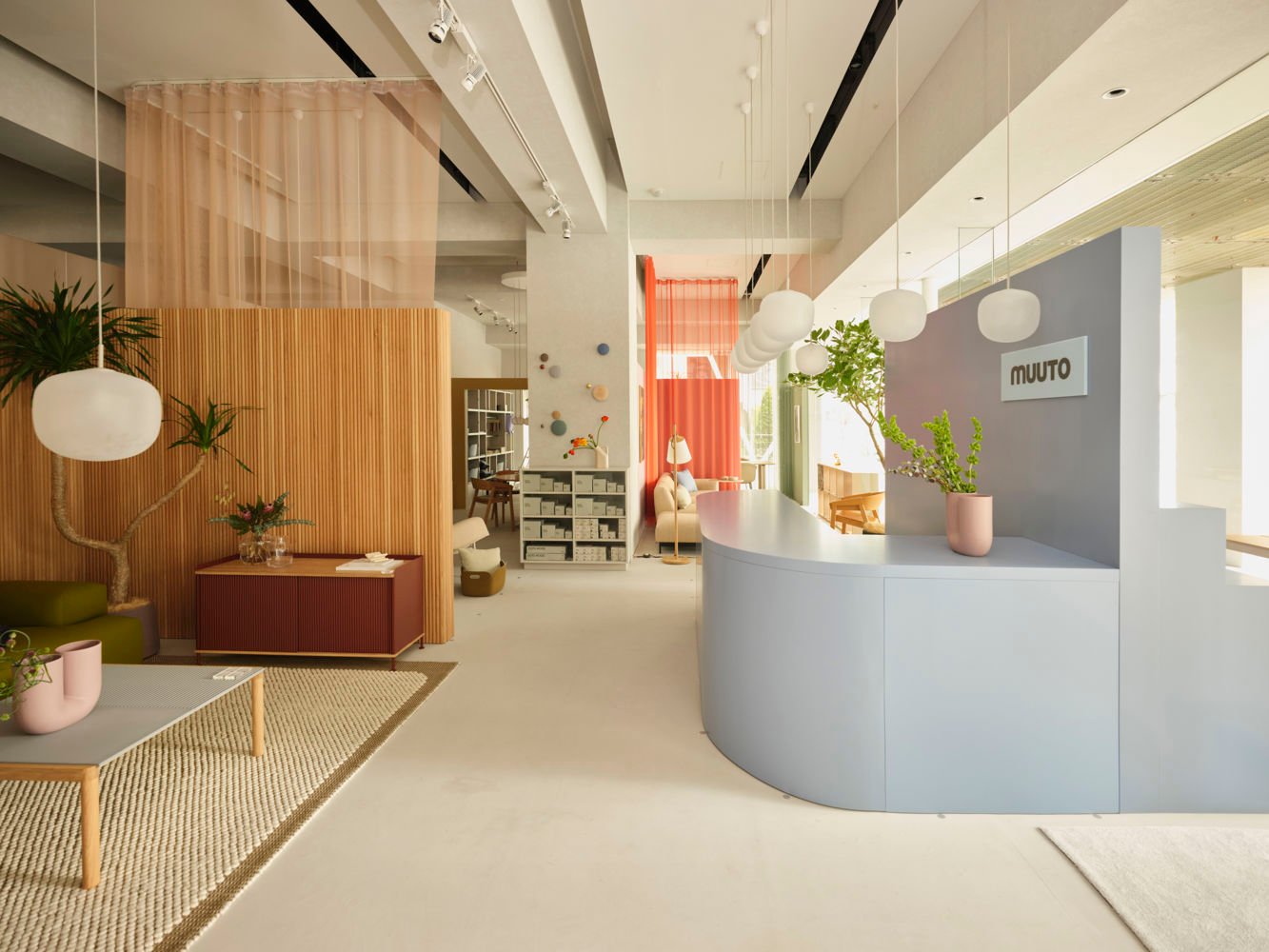 /cdn-cgi/image/width=1500,quality=85,format=auto/globalassets/content-media/videos/about/muuto-store-tokyo/2024_02_21_muuto79346.jpg
