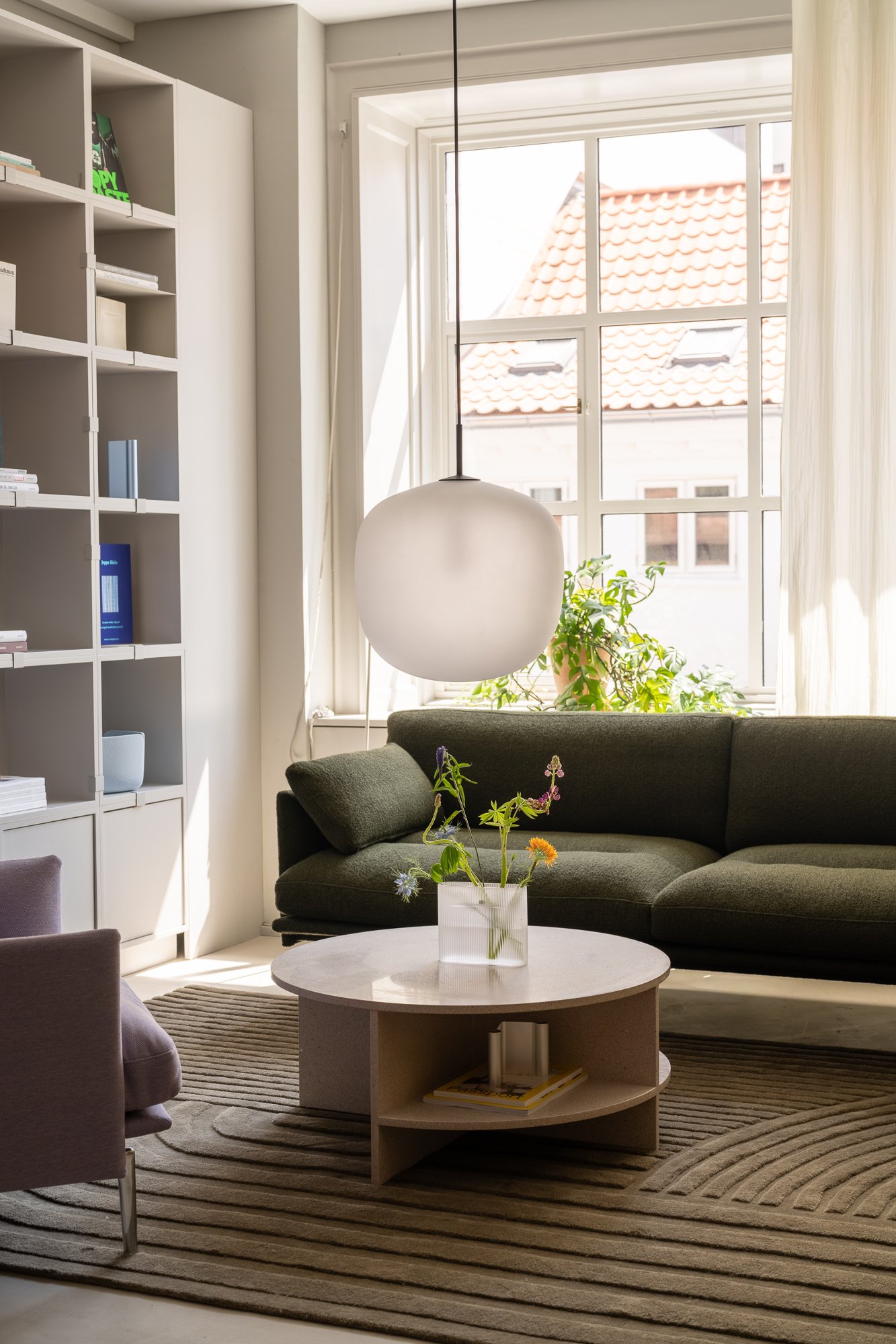 /cdn-cgi/image/width=1500,quality=85,format=auto/globalassets/katja--nanna/3days-recap-story/images/muuto-showroom-3dd-2026-lo-res-48.jpg