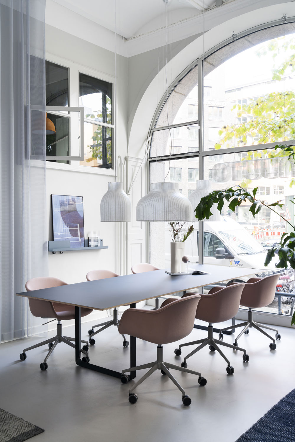 hamburg showroom muuto nov 2019 hi res 13