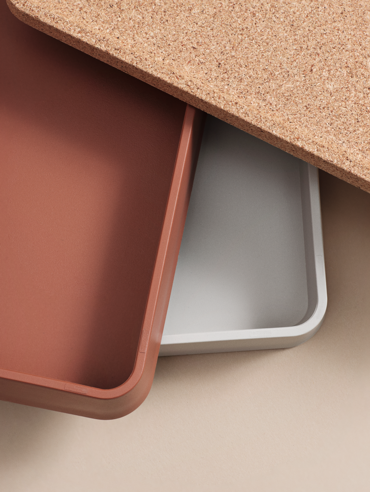 /globalassets/content-media/images/accessories/storage/arrange-desktop-series-muuto.png?revision=639075189990000000