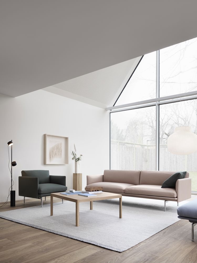 /globalassets/content-media/images/configurator/outline-3-seater-beige-refine-leather-studio-chair-twill-weave-990-workshop-table-post-lamp-ply-muuto-muuto-org.jpg?revision=639085610420000000