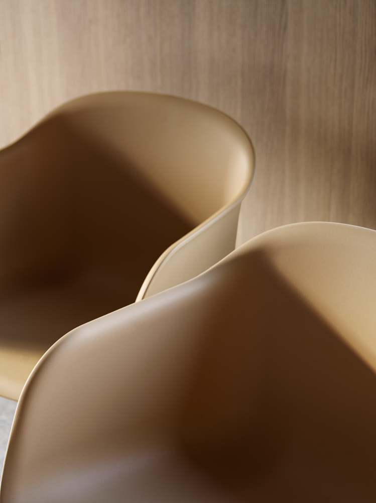 /globalassets/content-media/images/neuroaesthetics/fiber-armchair---lifestyle-image.png?revision=639086738060000000