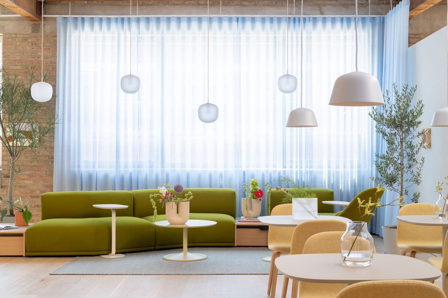 chicago-neocon-2025-muuto-showroom-lo-res-6.jpg