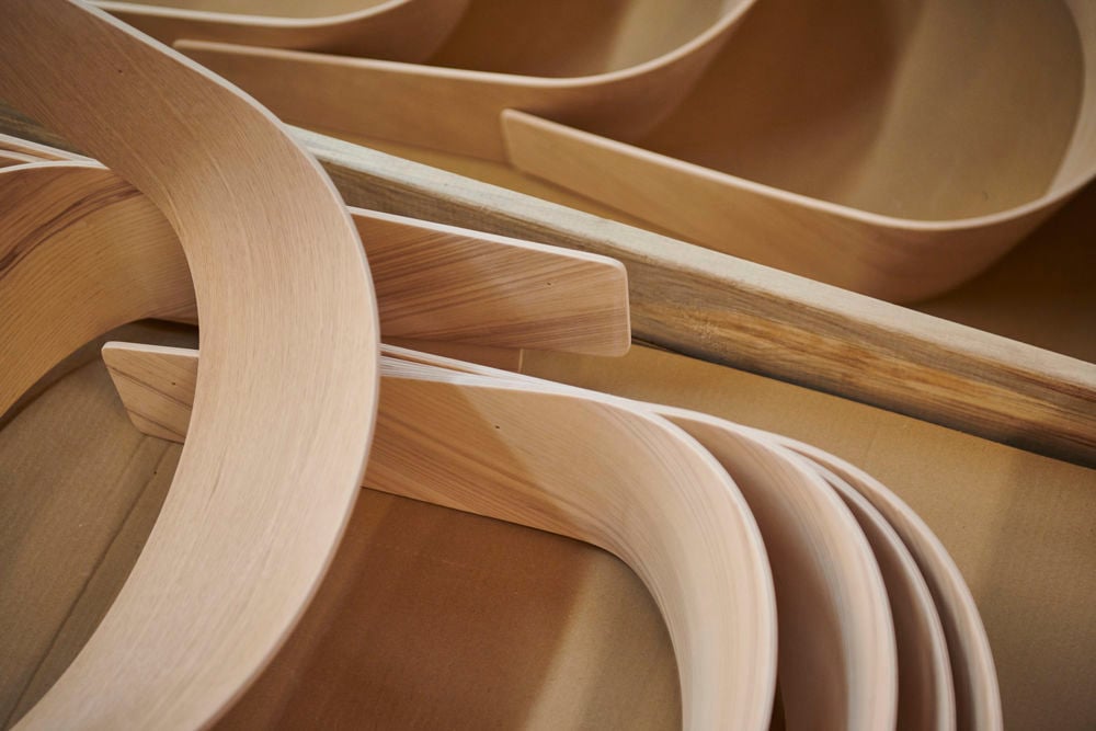 /globalassets/content-media/images/stories/honest-craftsmanship-cover-armchair/cover-armchair---factory-story---3.jpg?revision=639052170620000000