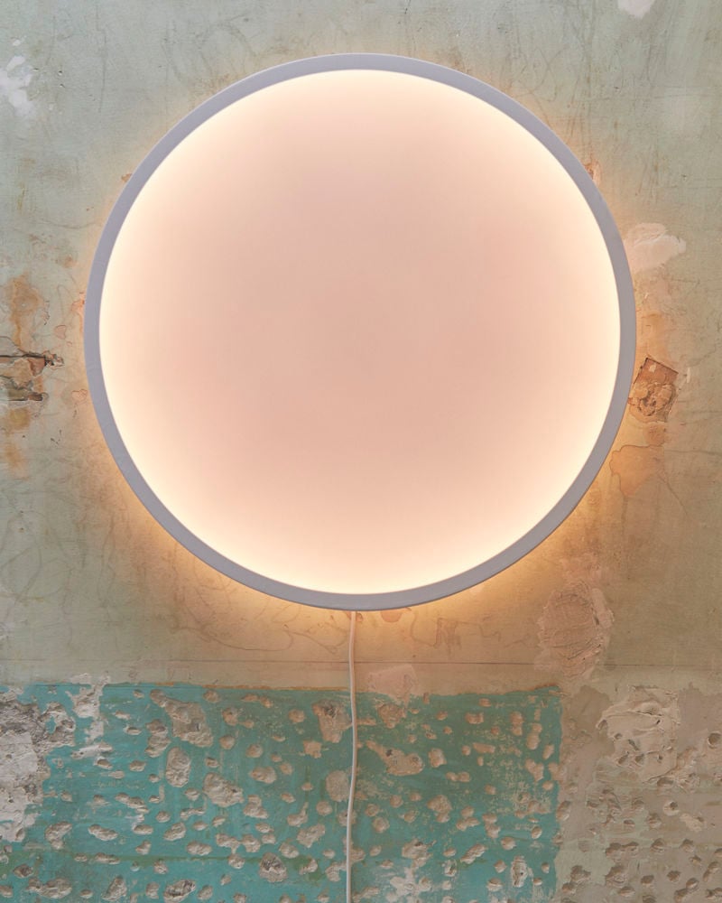 /globalassets/content-media/lighting-guide/calm-wall-lamp_2318.jpg?revision=639079476850000000