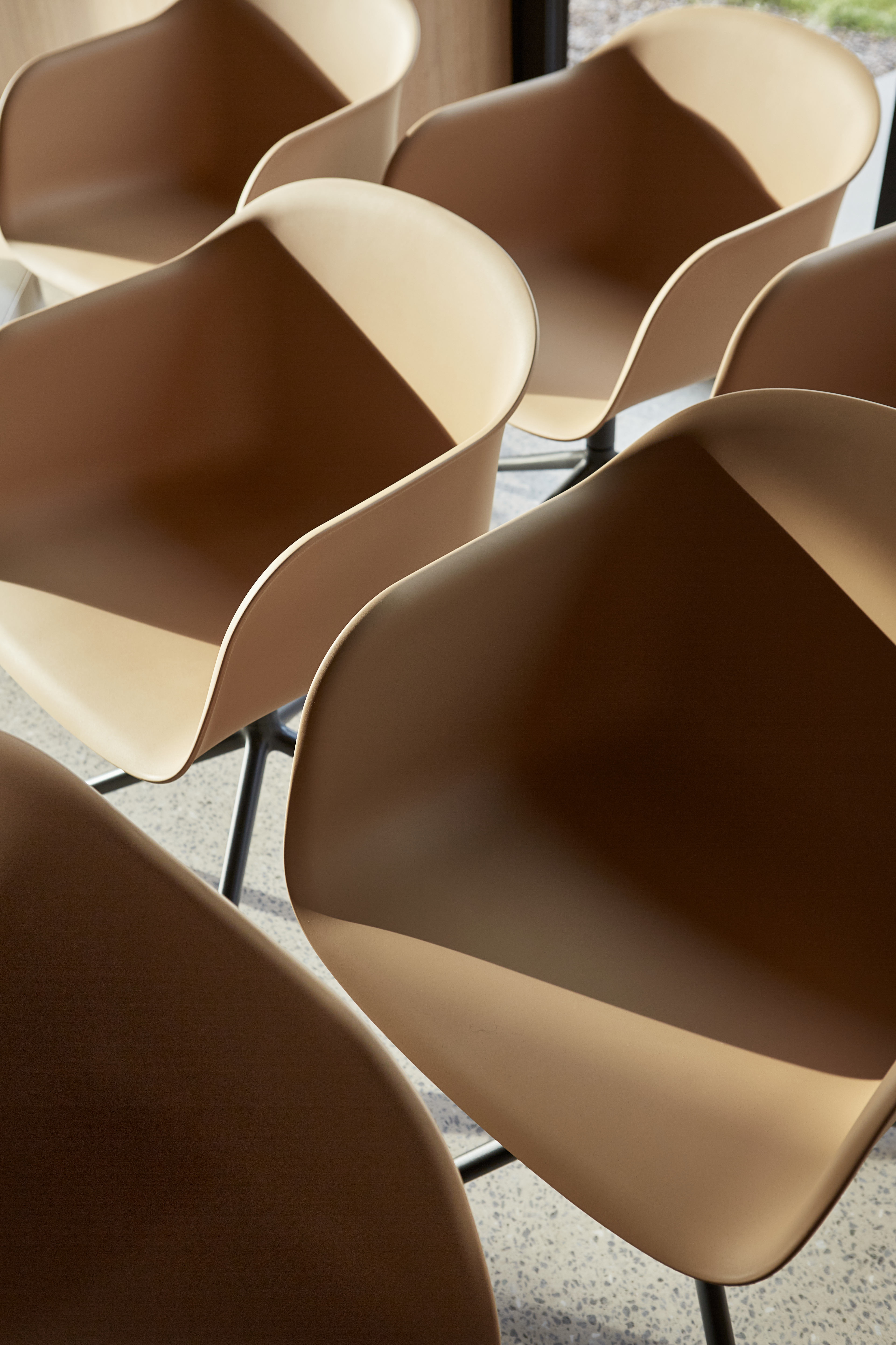 Fiber Armchair in Ochre w. Black Swivel Base  