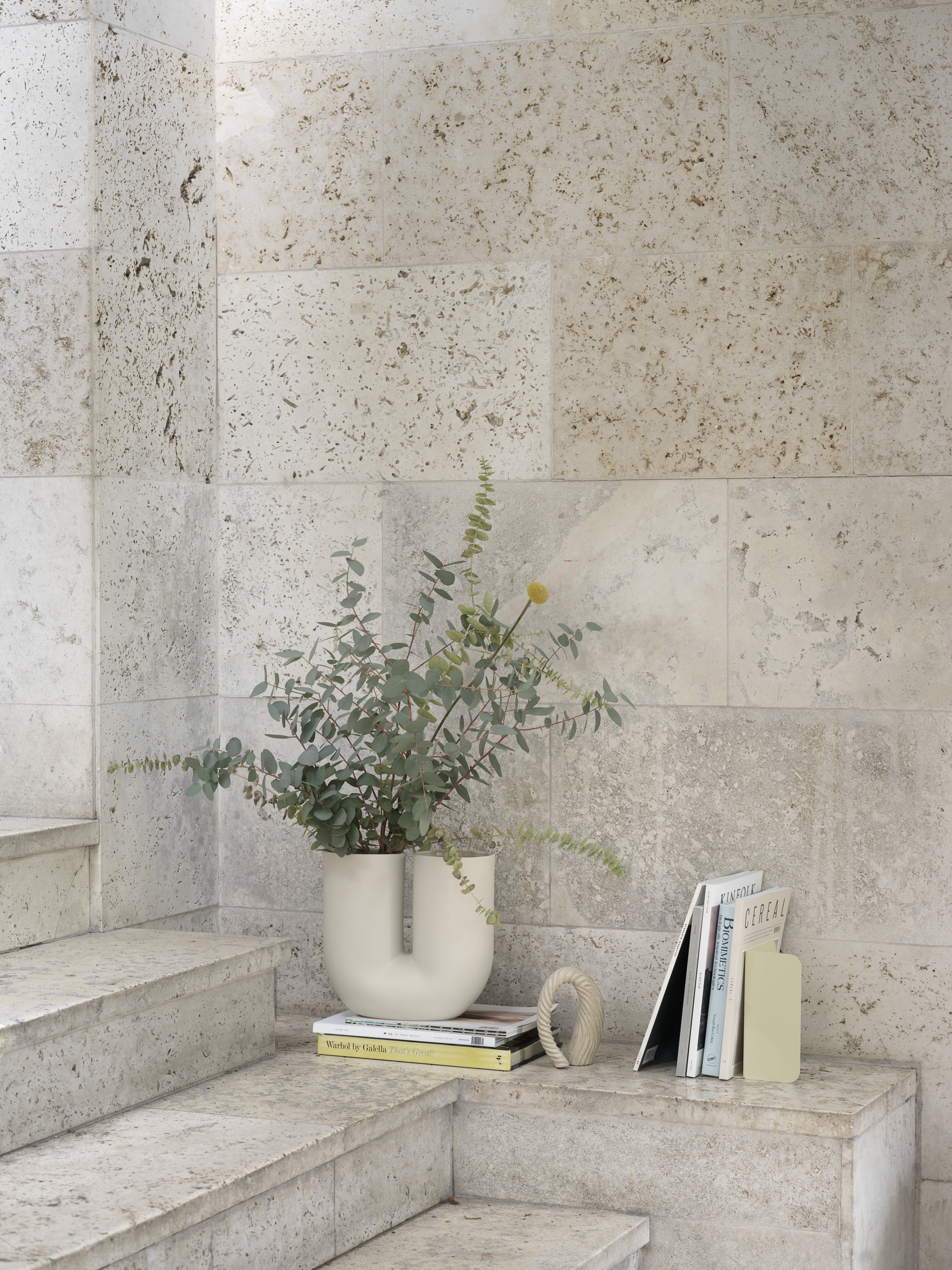 Kink Vase in Sand, Compile Bookend in Green-Beige