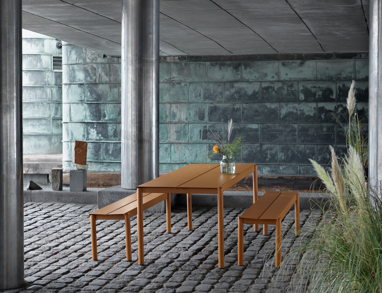 Linear-Steel-Table-Bench-Burnt-Orange-Silent-Muuto-Org