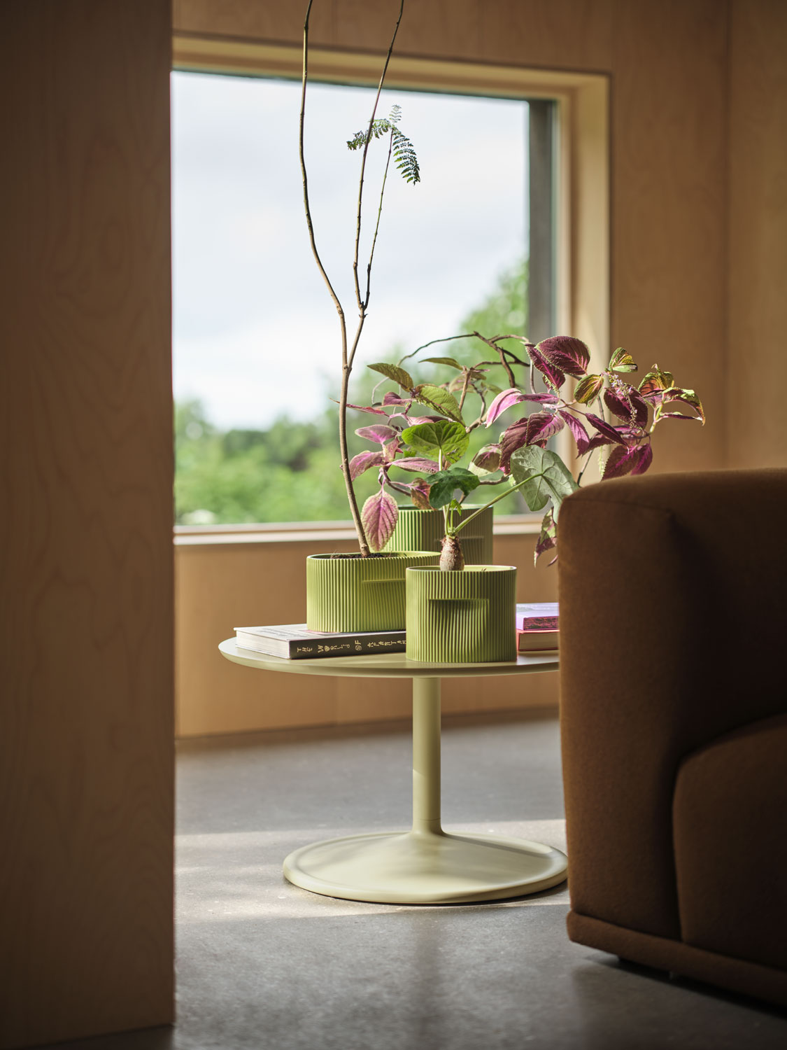 FLAT FURNITURE
