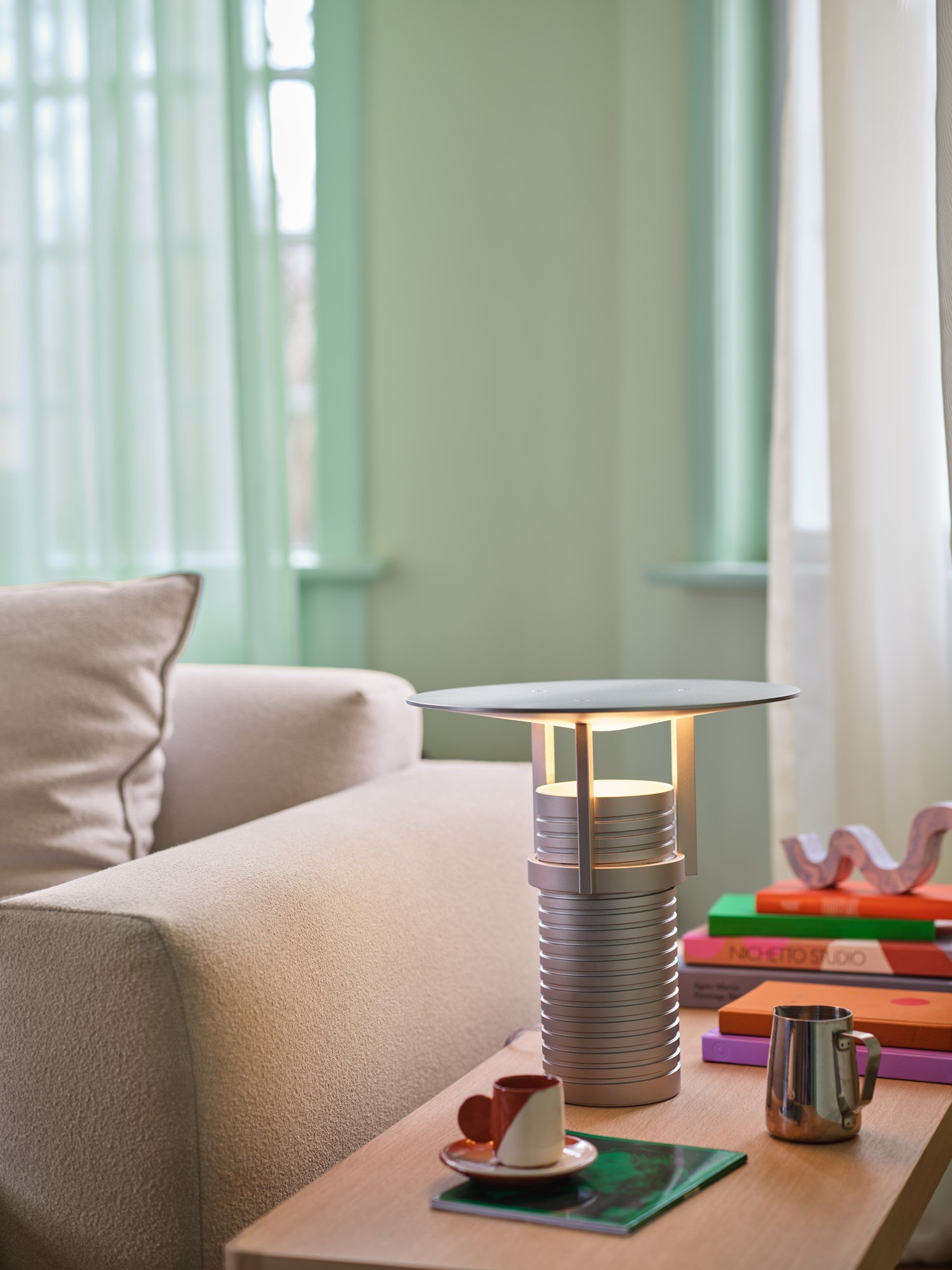 set-table-lamp-in-situ-acca-121-workshop-coffee-table-oak-muuto-org