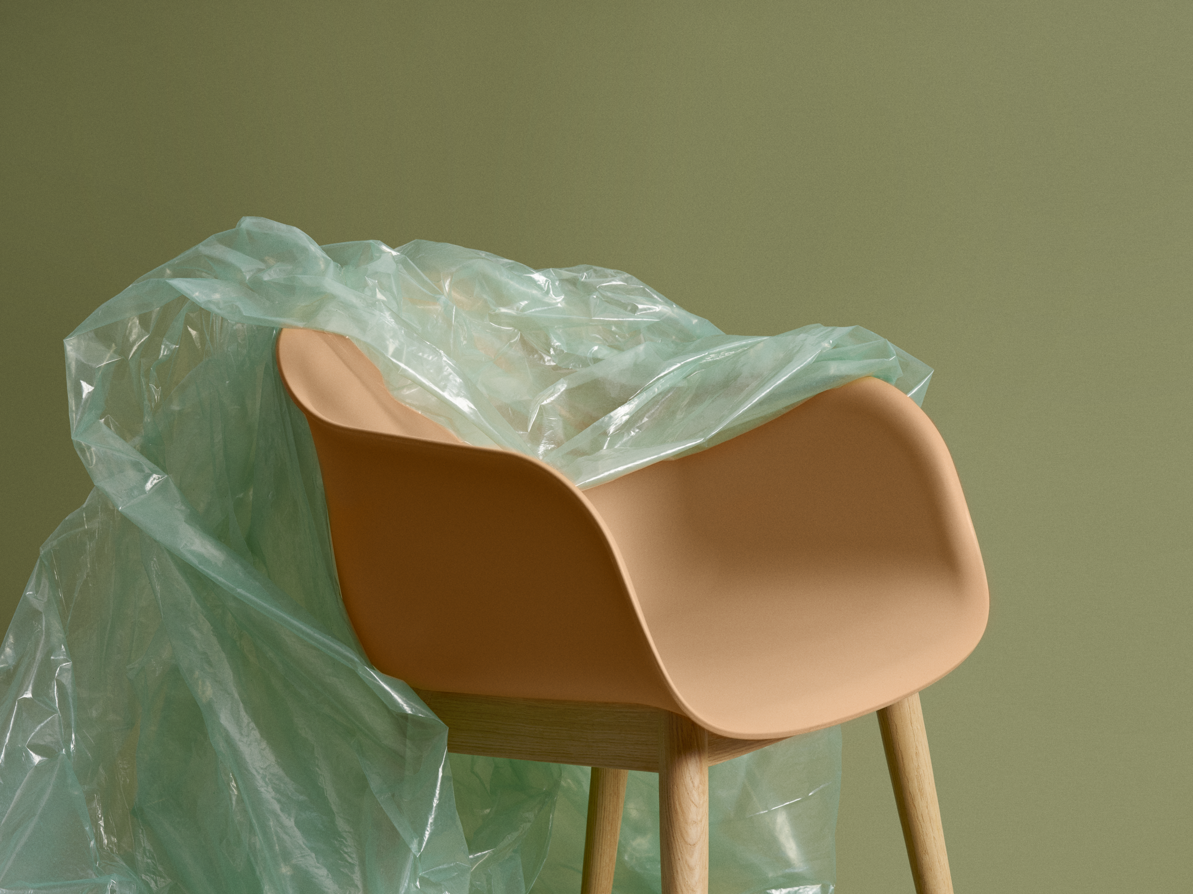 Fiber Lounge Armchair Wood Base - Thumbnail 3