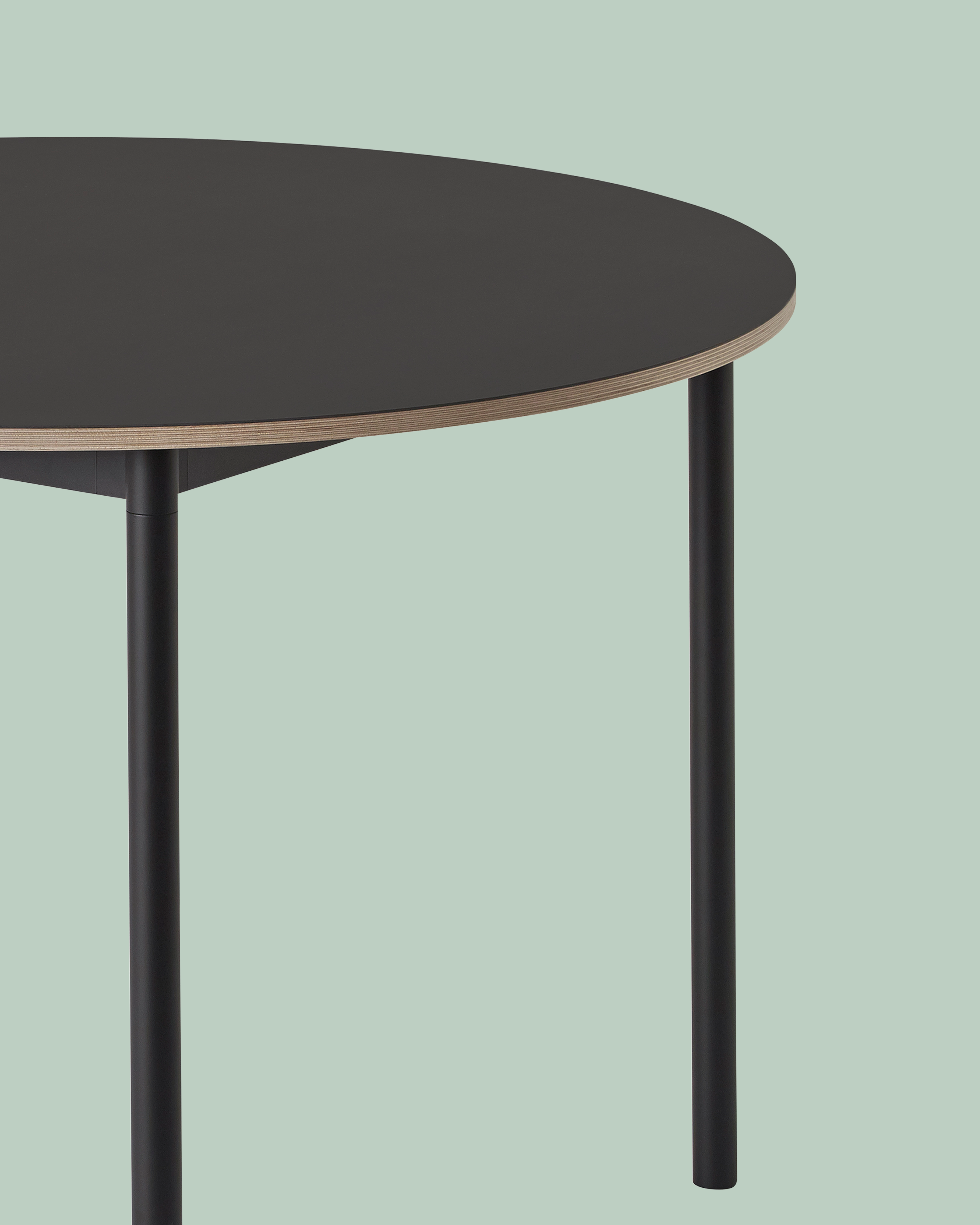 Base Table - Round | Simple lines in Scandinavian design