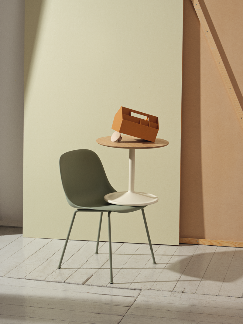 Linear Café Table | Modern Outdoor Furniture
