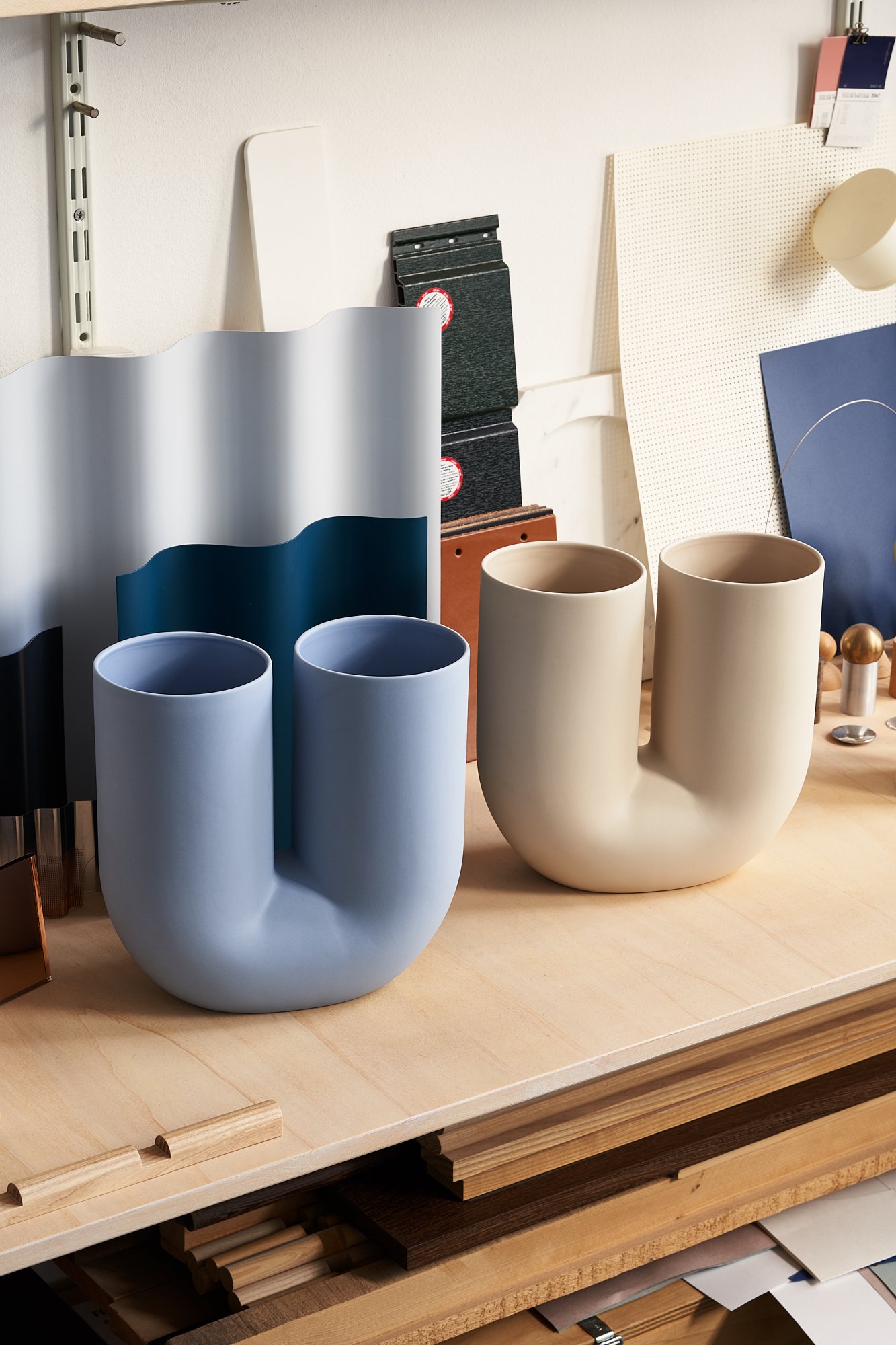 mesterværk Hovedløse Moderne A Sculptural Sentiment — Kink Vase