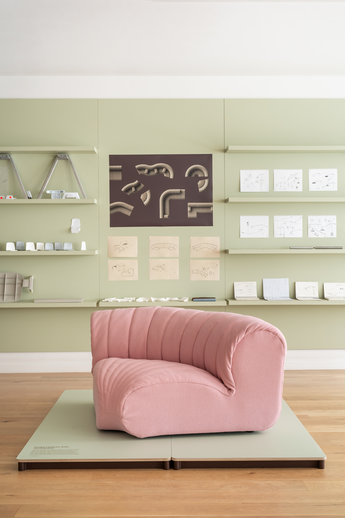 /globalassets/katja--nanna/3days-recap-story/images/muuto-showroom-3dd-2026-coltre-sofa-proces-04-lo-res.jpg?revision=639172957810000000